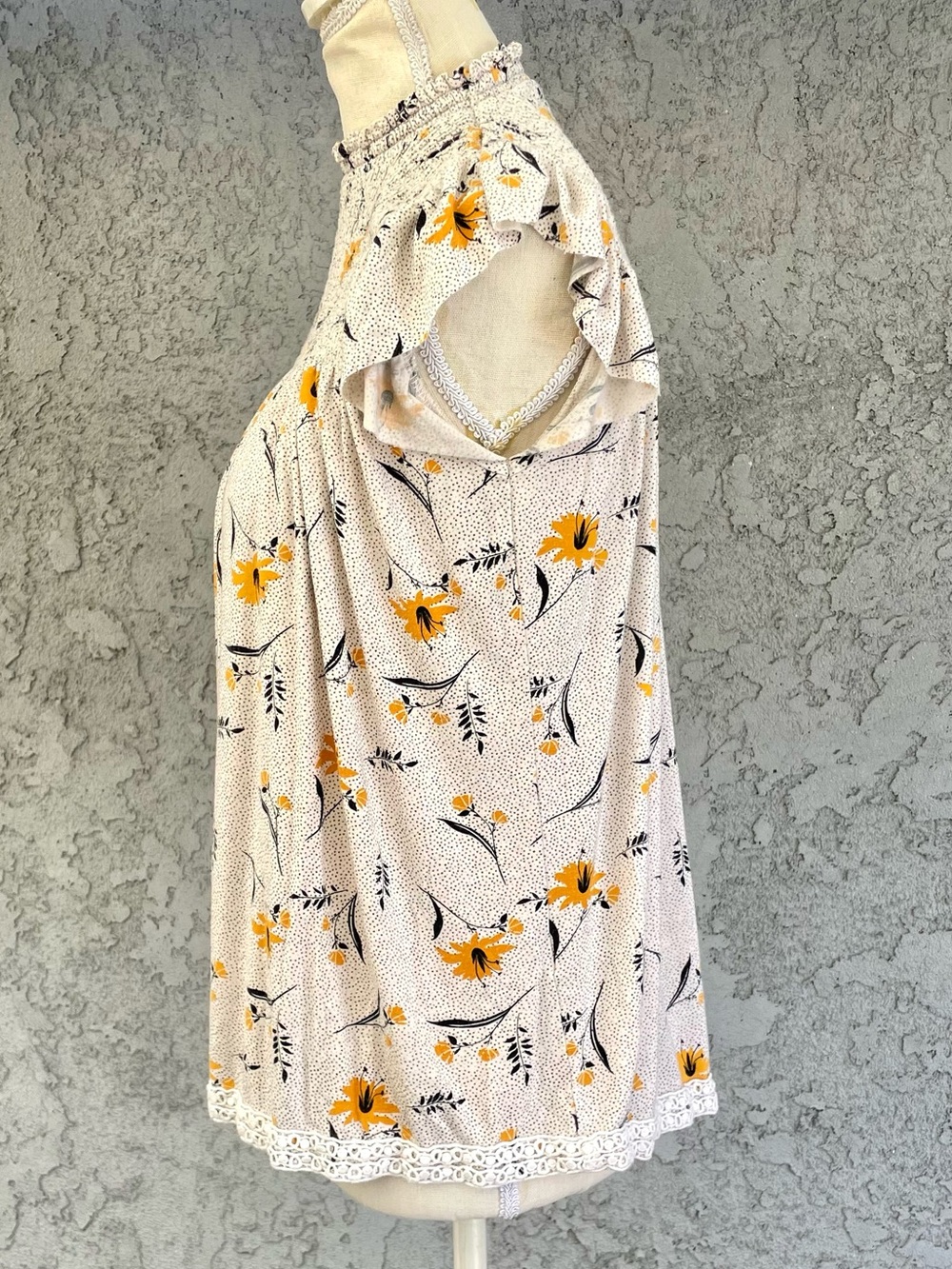 Rewind Top Smocked High Neck Blouse Flutter Sleeve Womens size Small - Picture 3 of 11